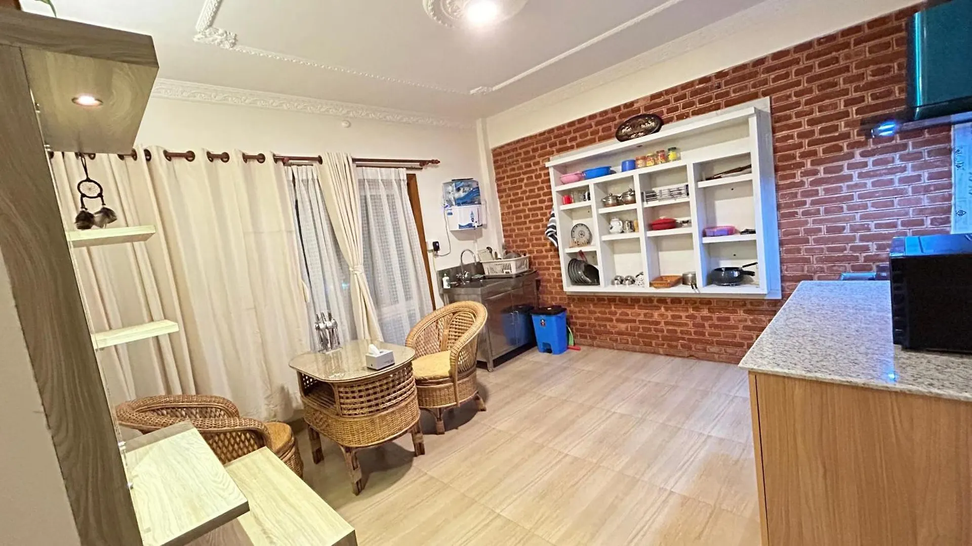 Raniban Suites - Apartment Home Катманду