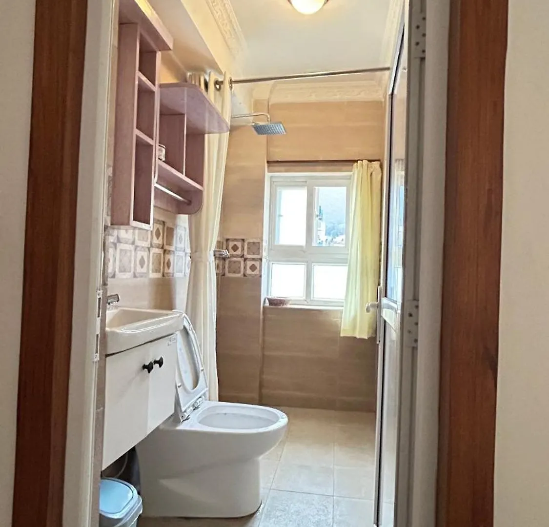 Raniban Suites - Apartment Home Катманду