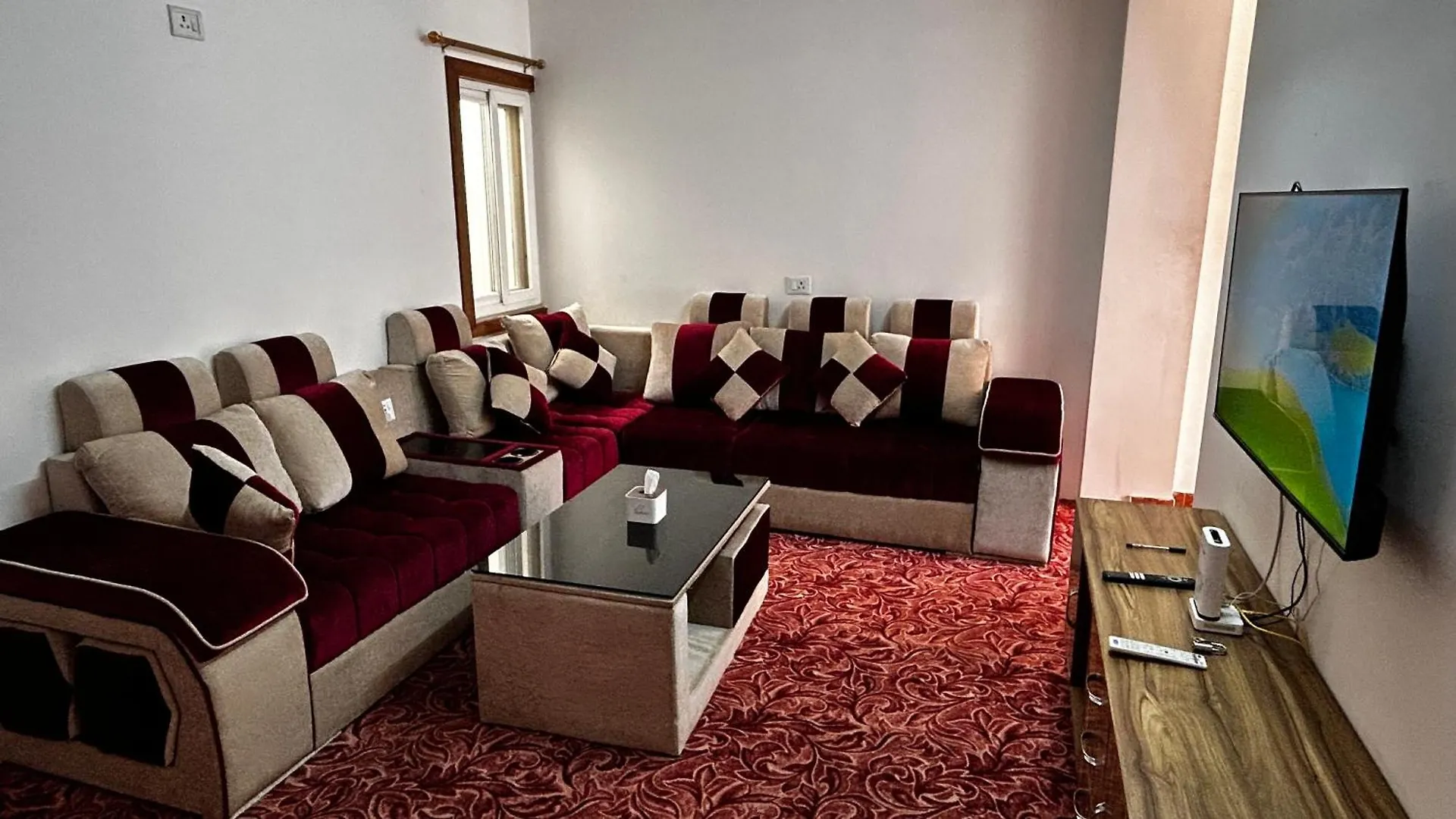 Raniban Suites - Apartment Home Катманду Непал