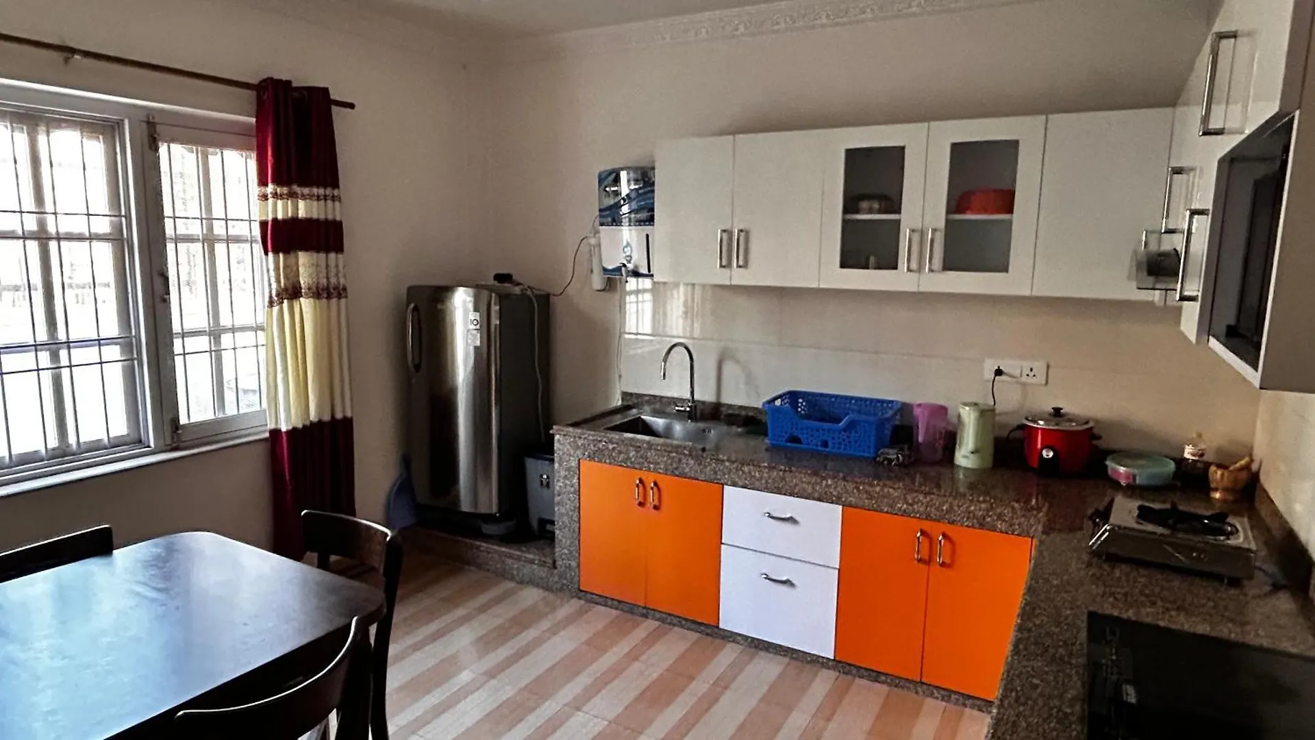 Raniban Suites - Apartment Home Катманду